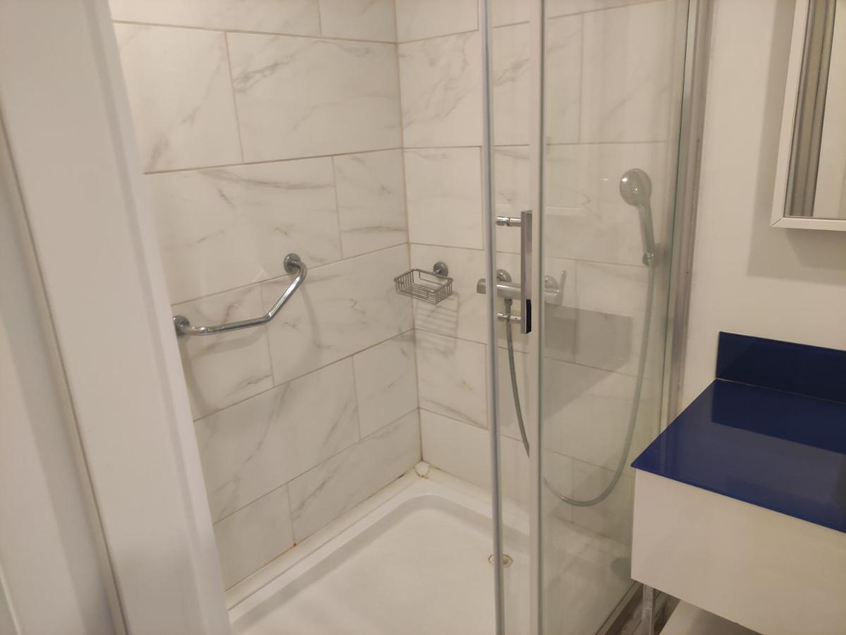 Apartament Orbi City- Ximshiashvili 7 Batoemi Buitenkant foto